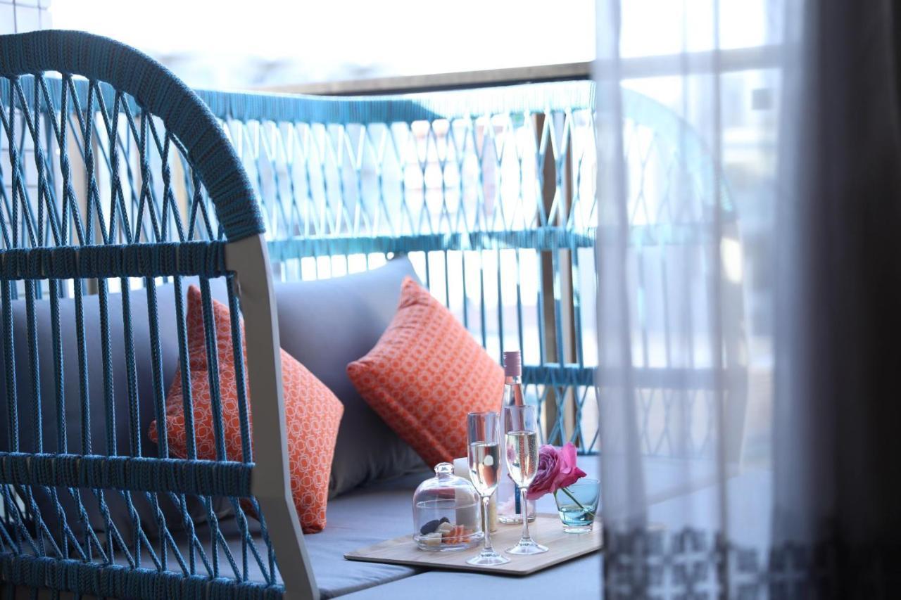 Sola Hotel Токио Екстериор снимка