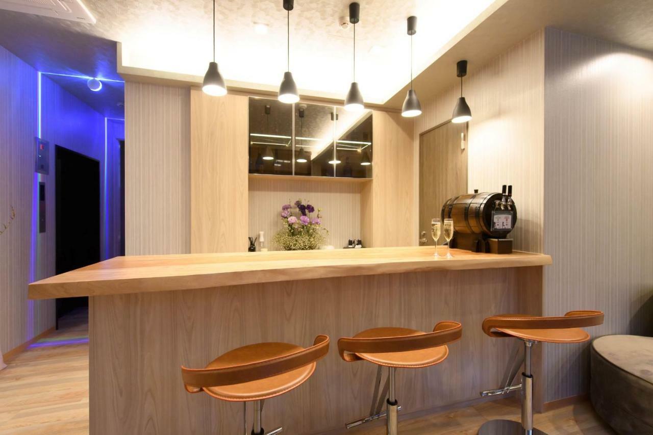Sola Hotel Токио Екстериор снимка