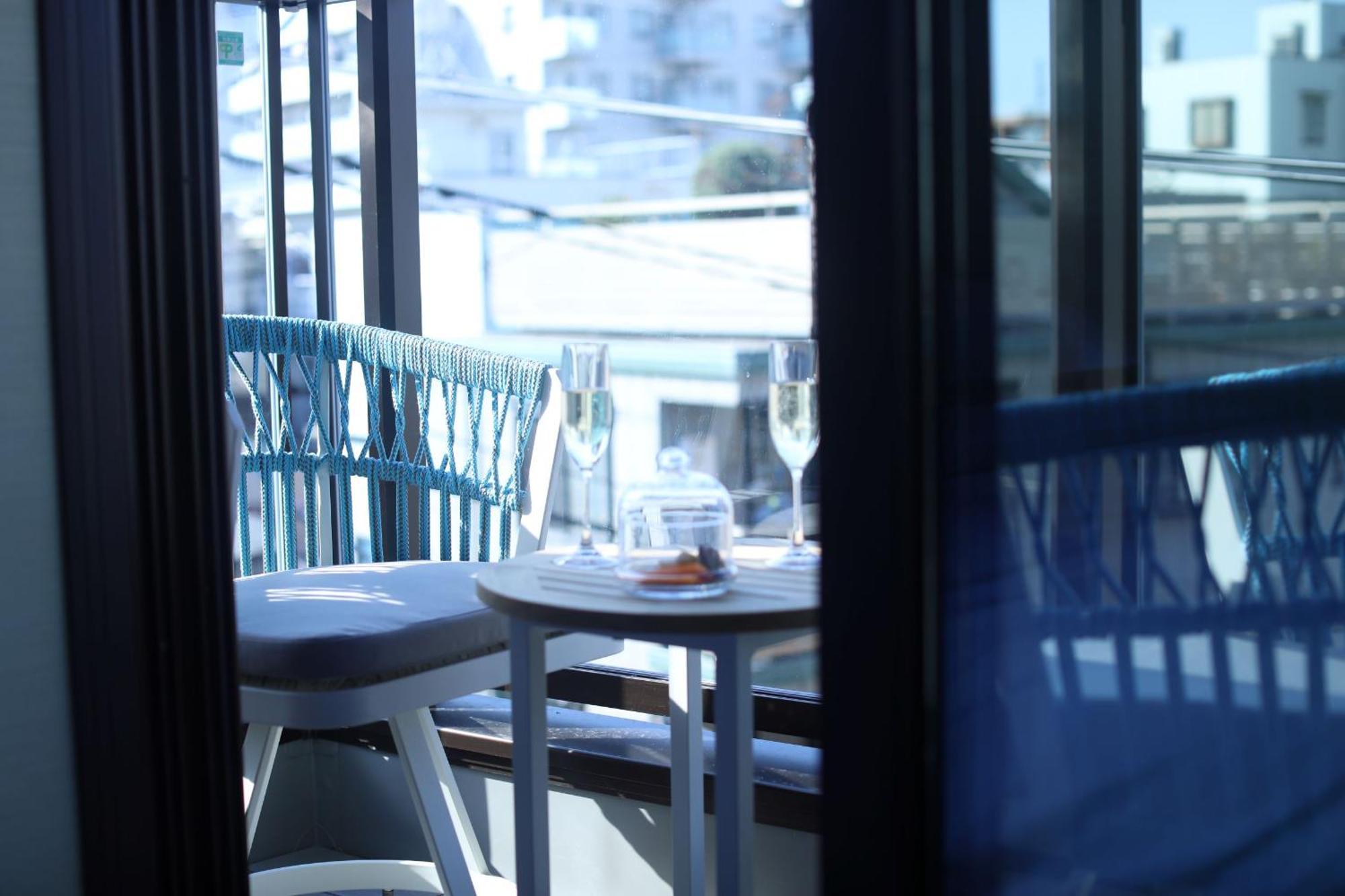 Sola Hotel Токио Екстериор снимка