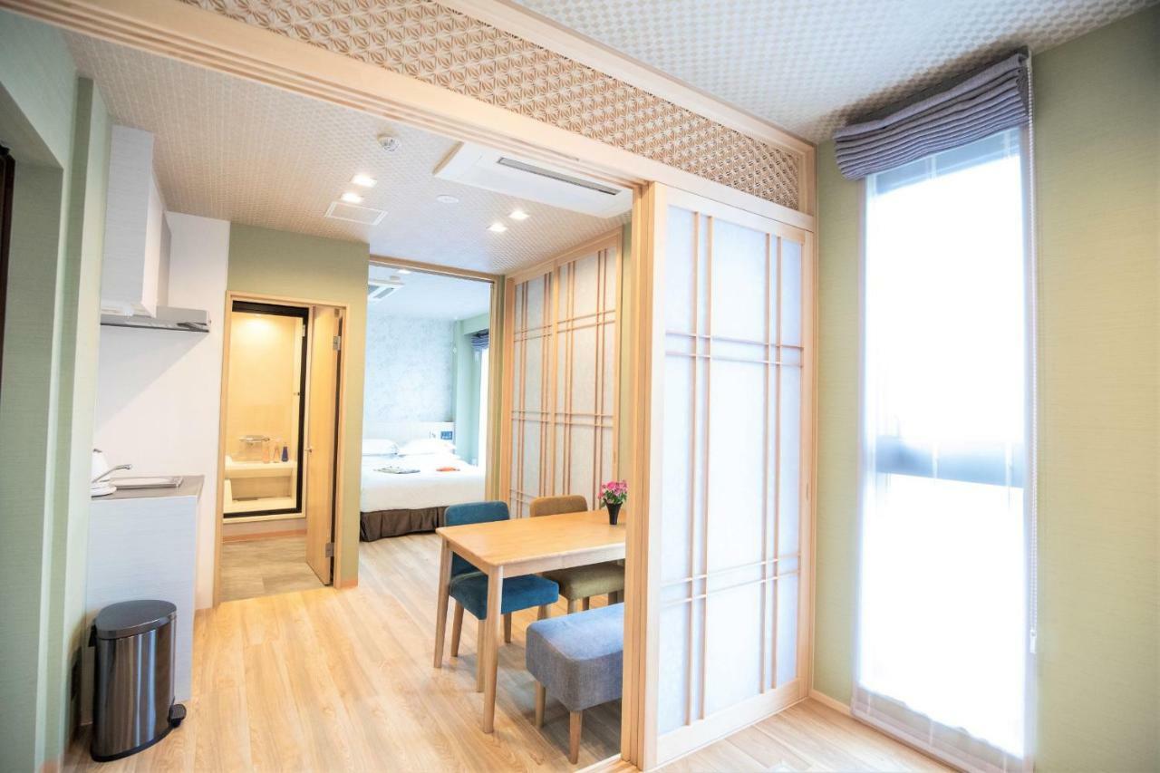 Sola Hotel Токио Екстериор снимка